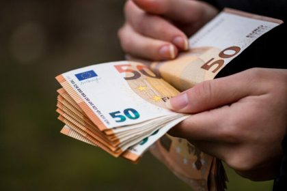 A importância da cotação do euro no planejamento financeiro da viagem